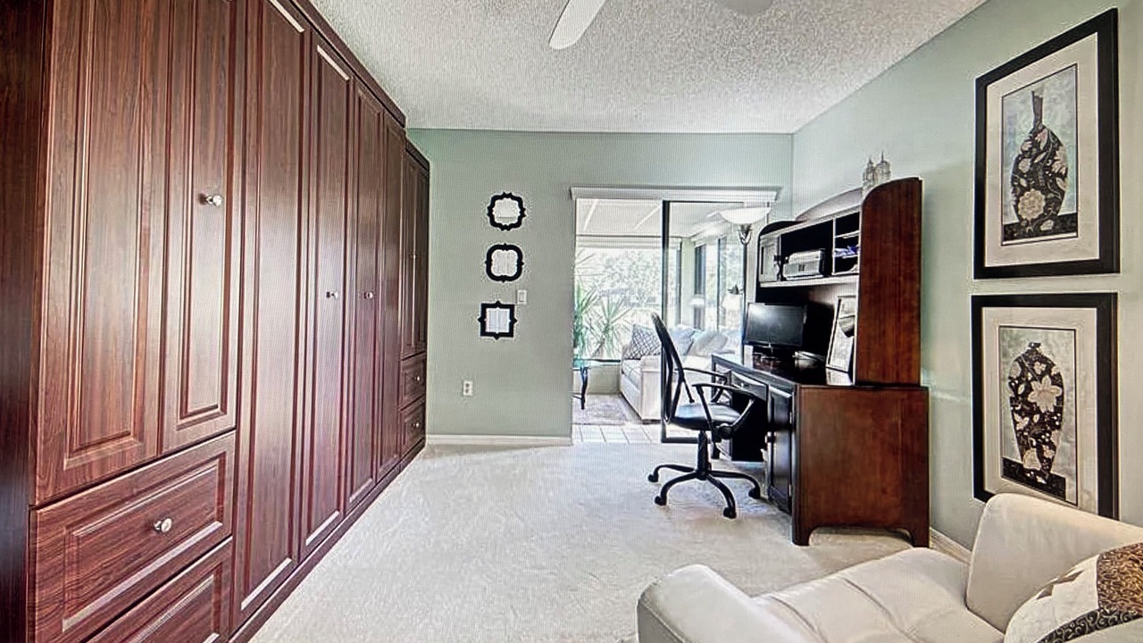 Photo of Livingroom in Plantation