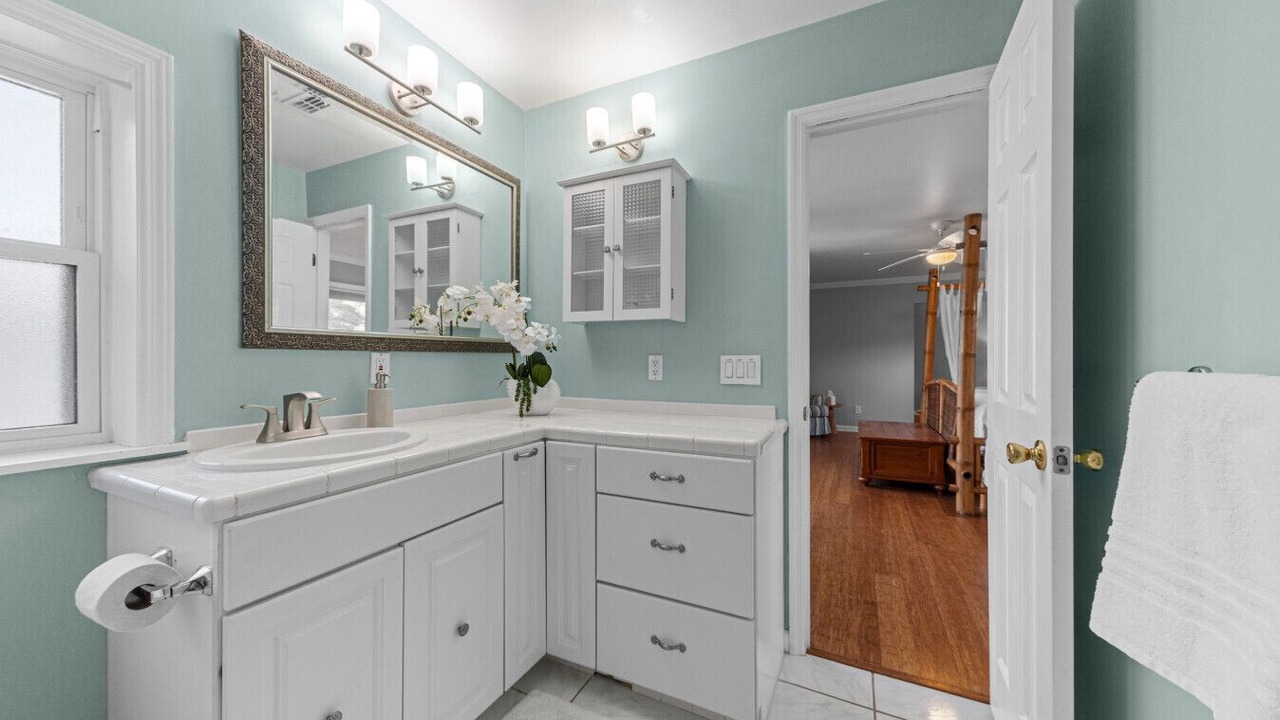 Photo of Bathroom in Dolphin's Cove