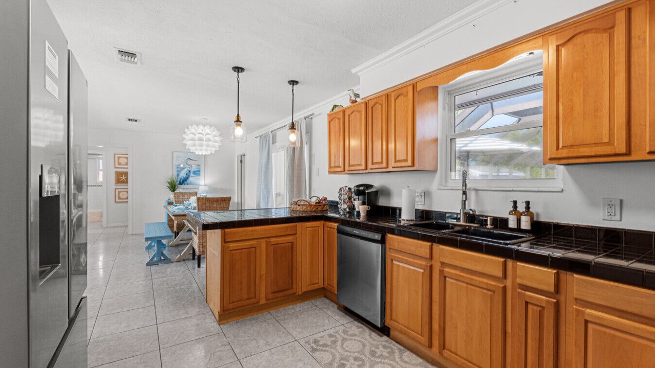 Photo of Kitchen in Dolphin's Cove
