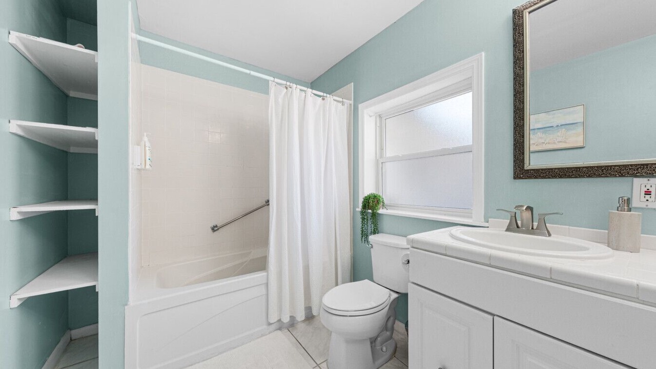 Photo of Bathroom in Dolphin's Cove
