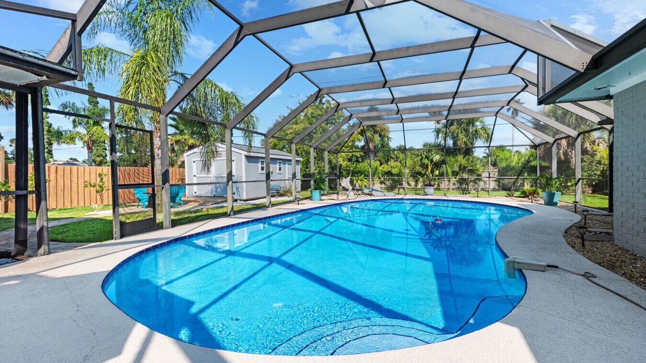 Photo of Outdoor in Dolphin's Cove