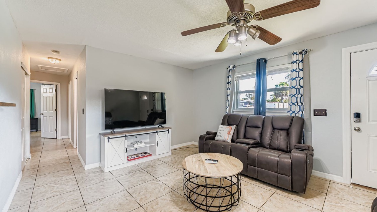 Photo of Bedroom in Sandalwood