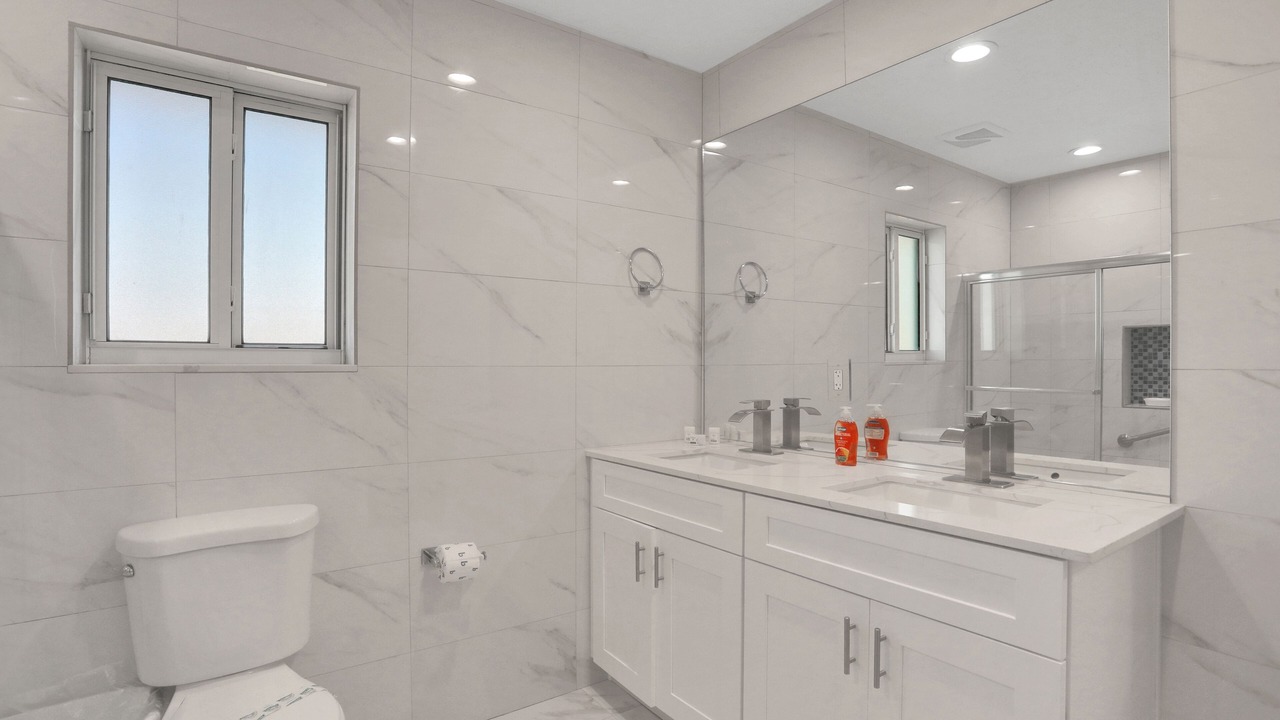 Photo of Bathroom in Painters Hill