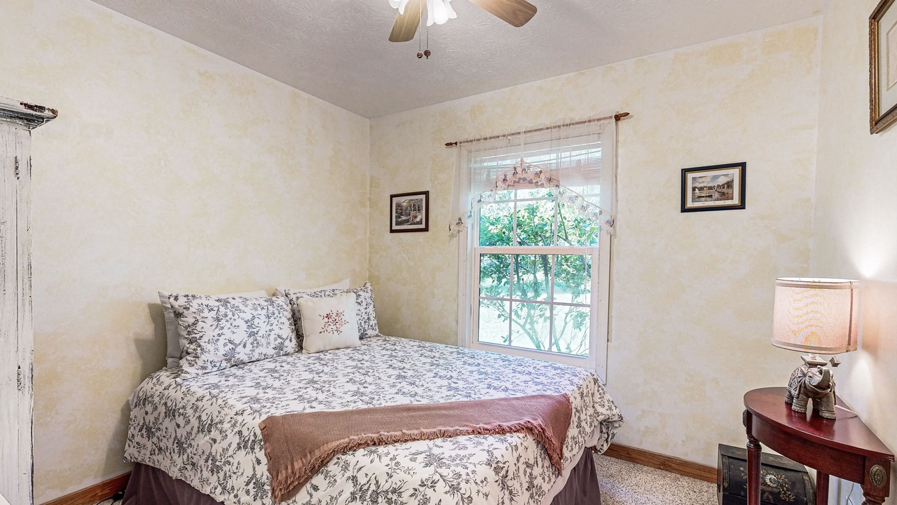 Photo of Bedroom in Amelia City