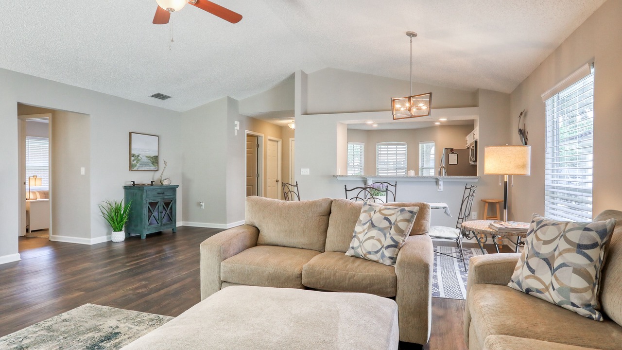 Photo of Livingroom in Sandalwood