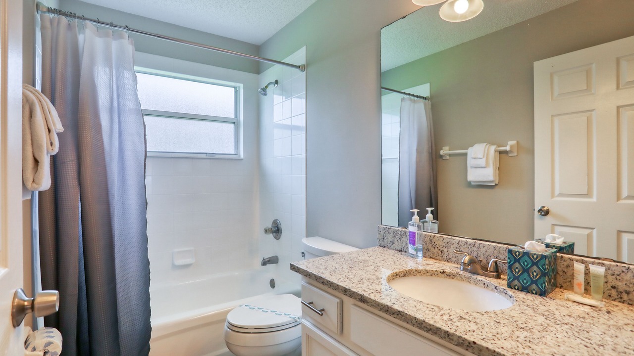 Photo of Bathroom in Sandalwood
