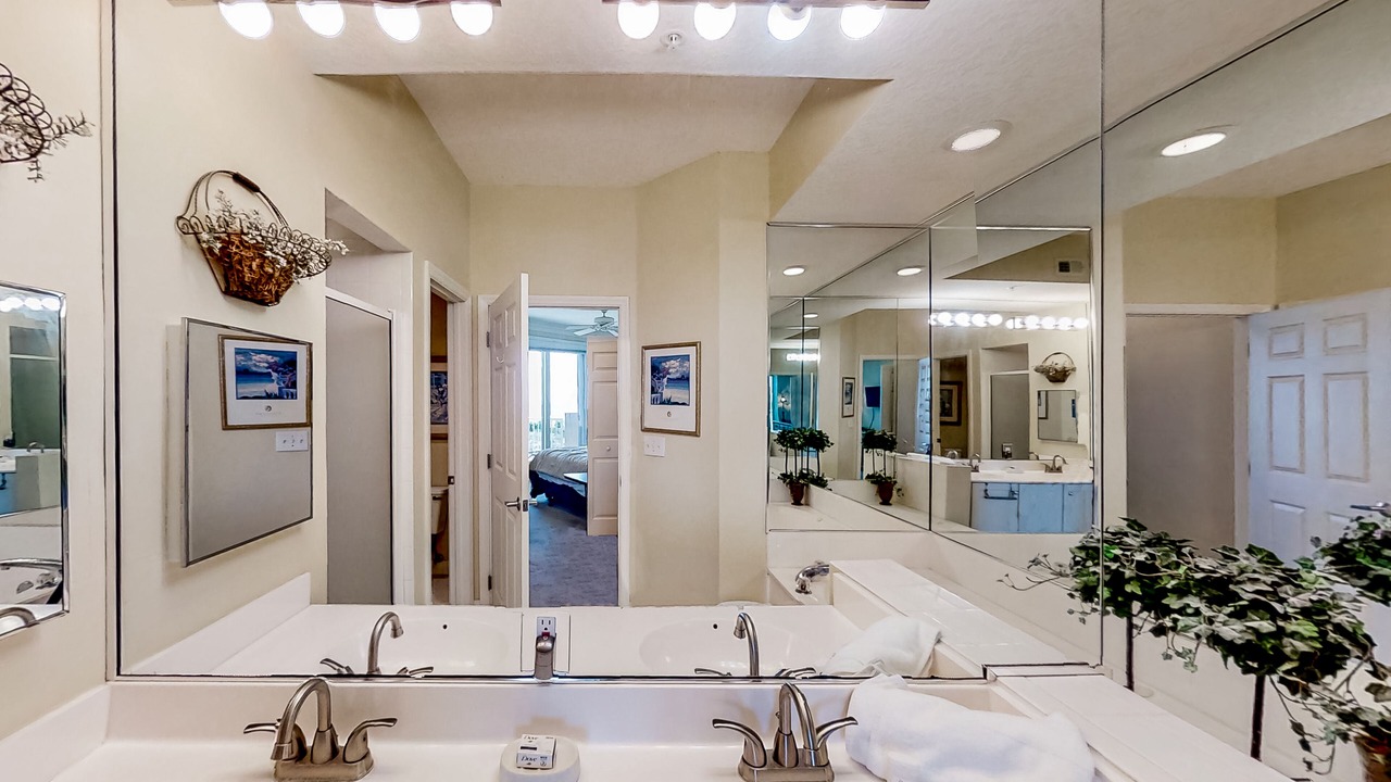 Photo of Bathroom in Amelia City