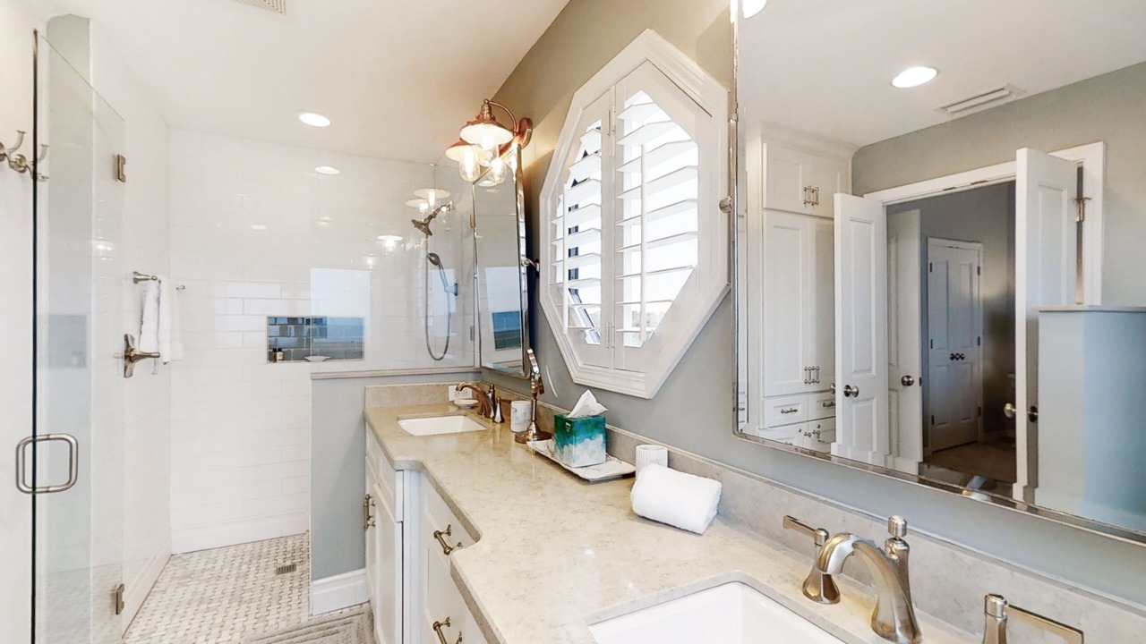 Photo of Bathroom in Amelia City