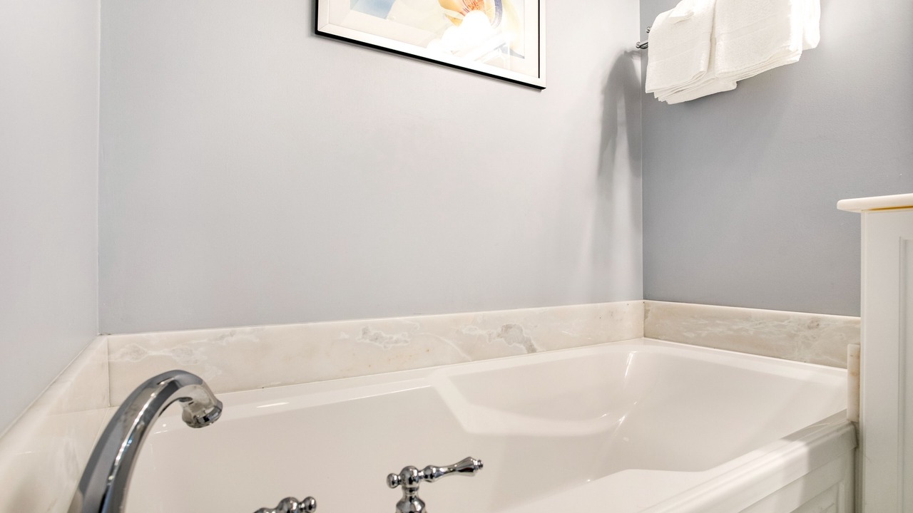 Photo of Bathroom in Amelia City