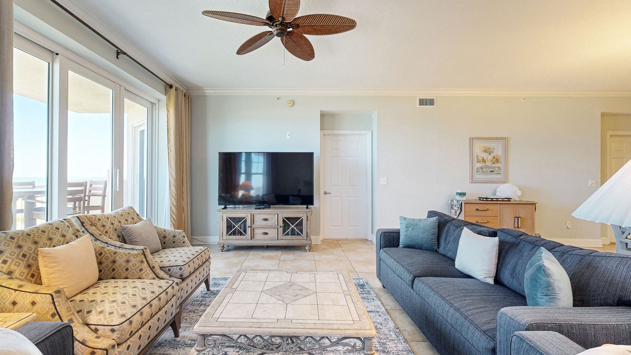 Photo of Livingroom in Amelia City
