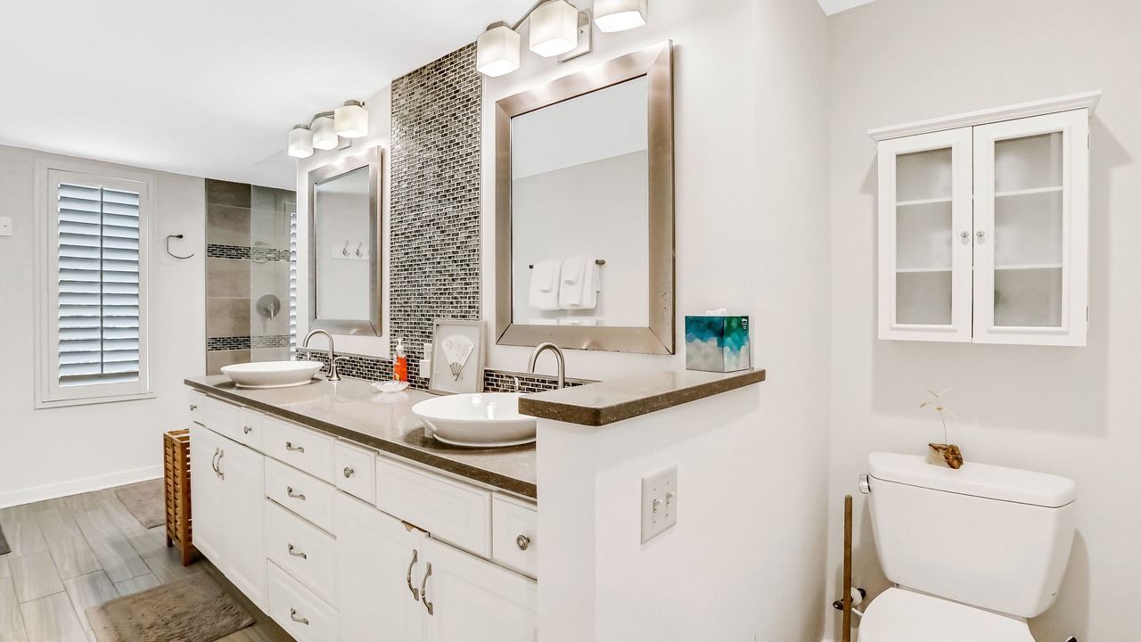 Photo of Bathroom in Fernandina Beach