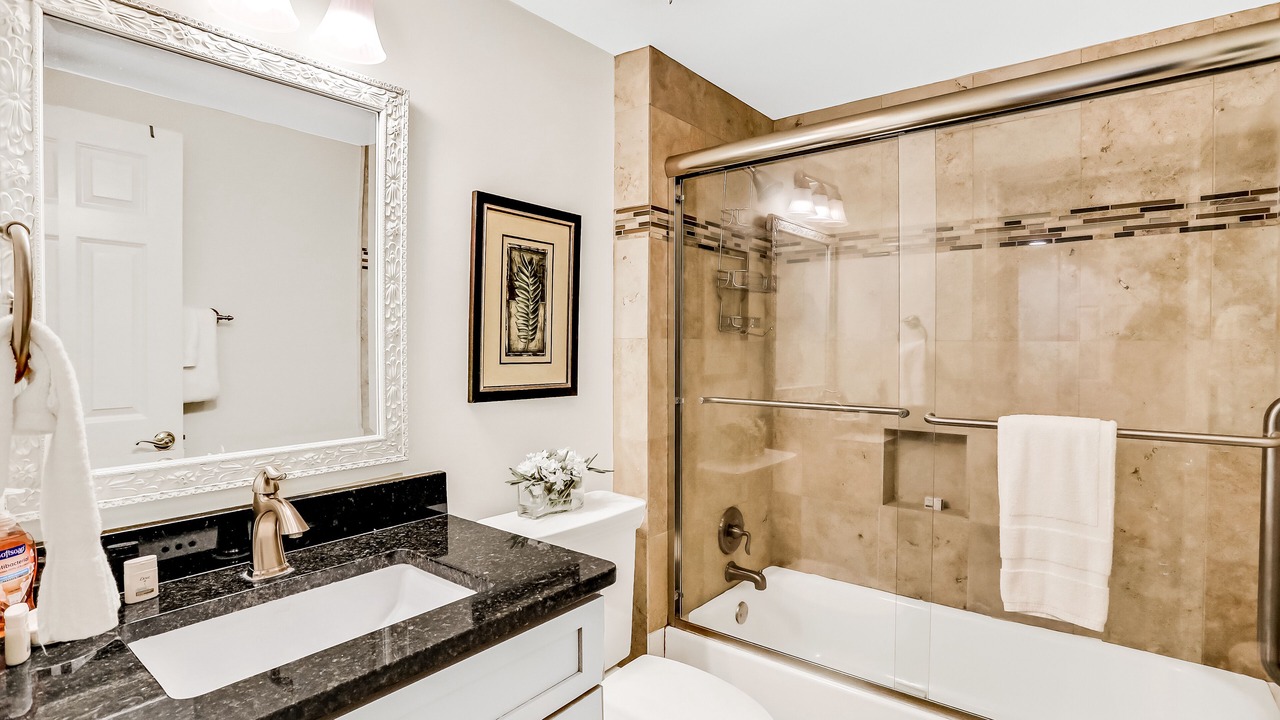 Photo of Bathroom in Fernandina Beach