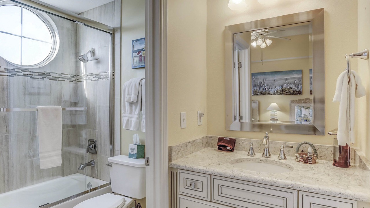 Photo of Bathroom in Amelia City