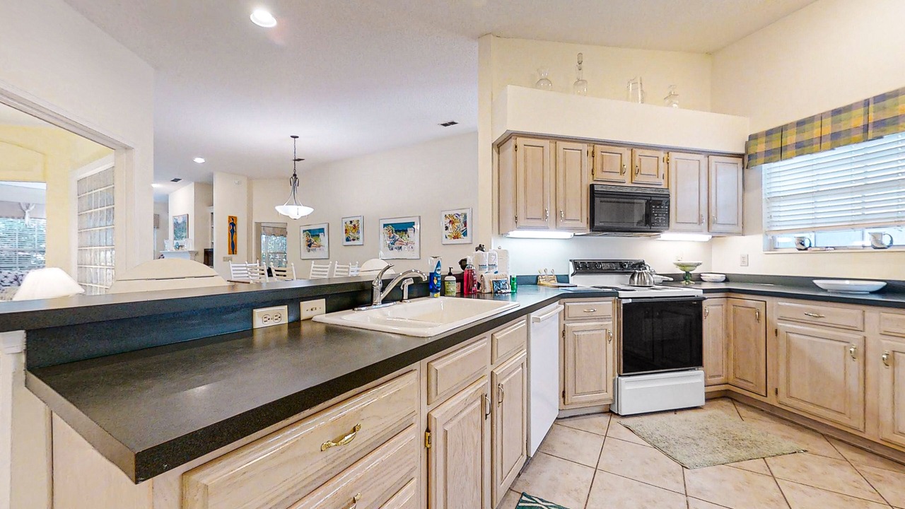 Photo of Kitchen in Amelia City