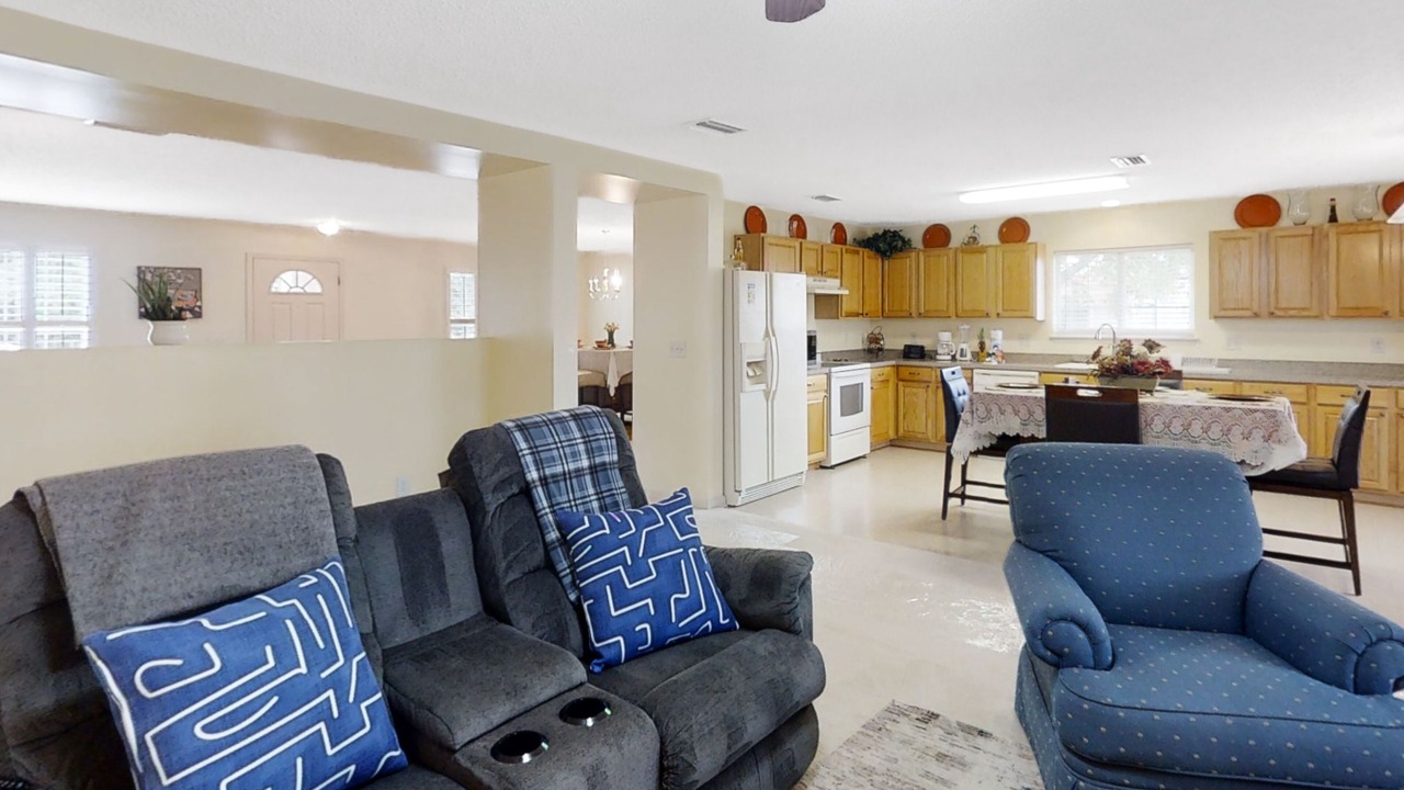 Photo of Livingroom in Westside