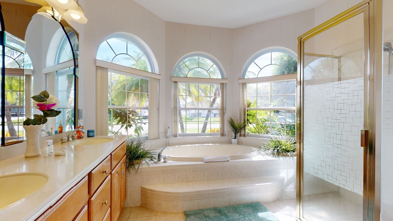 Photo of Bathroom in Palm Harbor