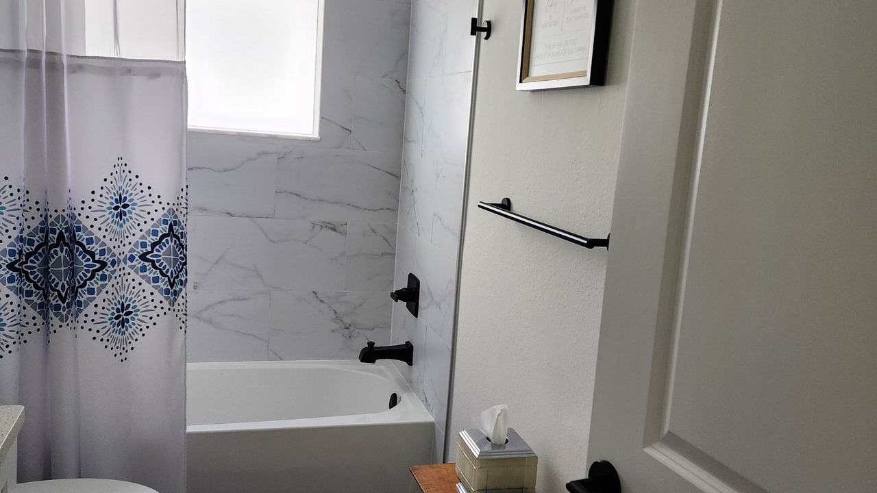 Photo of Bathroom in Lehigh Acres