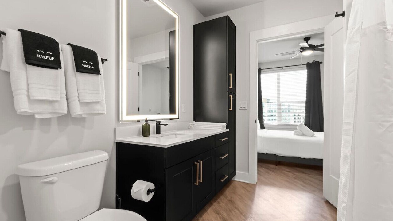 Photo of Bathroom in North Hyde Park