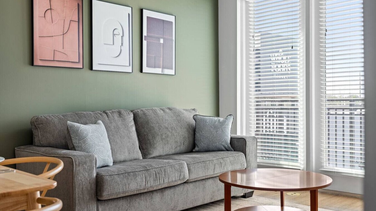 Photo of Livingroom in Oakford Park