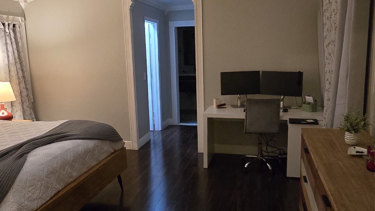 Photo of Bedroom in Coral Springs