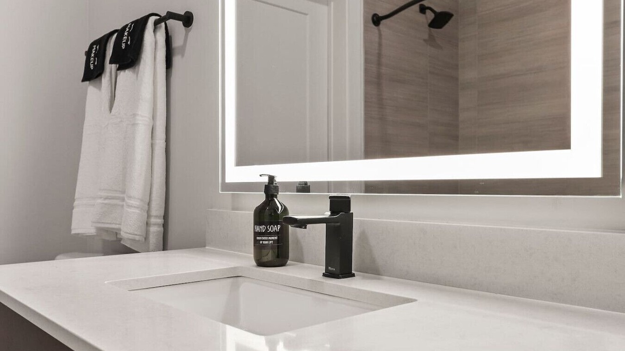 Photo of Bathroom in North Hyde Park