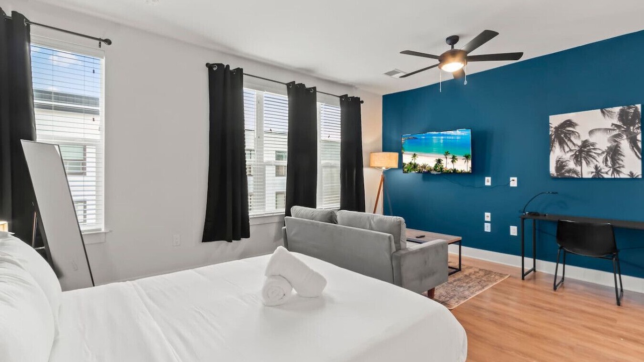 Photo of Bedroom in North Hyde Park