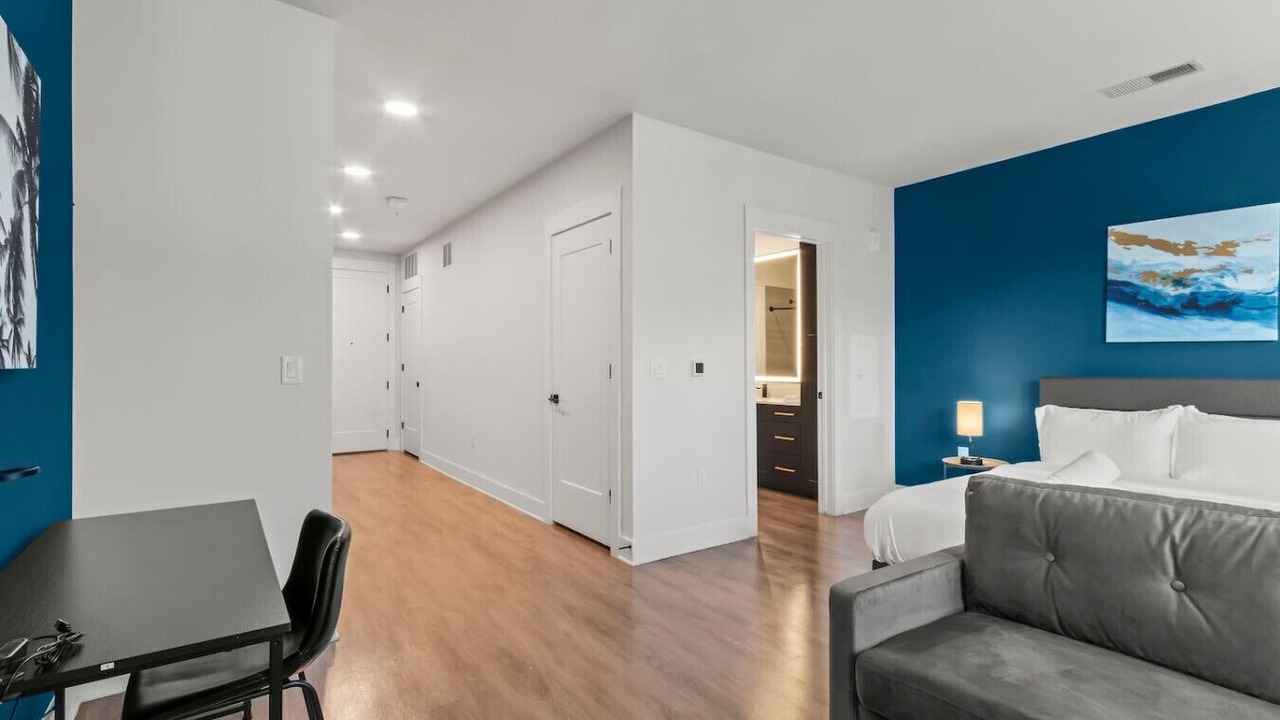 Photo of Bedroom in North Hyde Park
