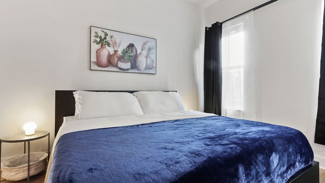 Photo of Bedroom in North Hyde Park