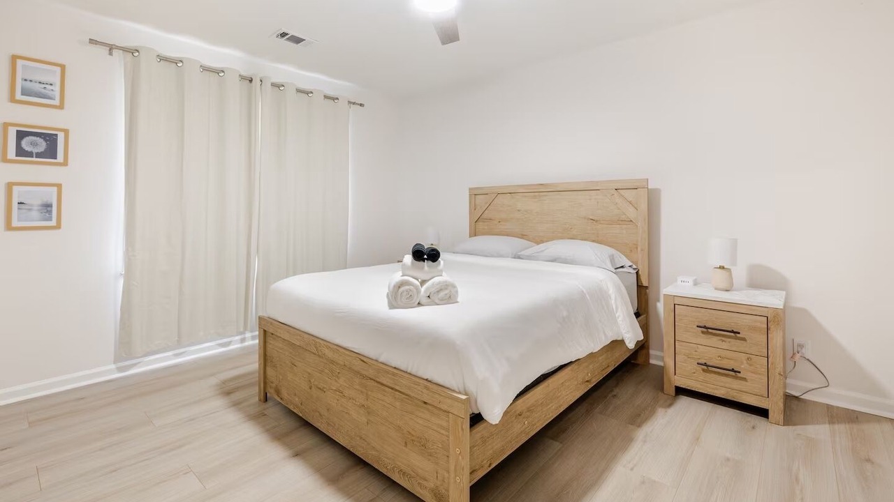 Photo of Bedroom in Stone Mountain