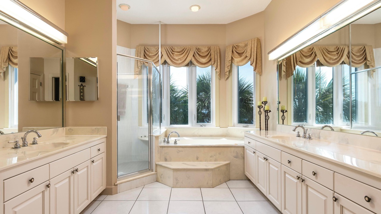 Photo of Bathroom in Rockledge