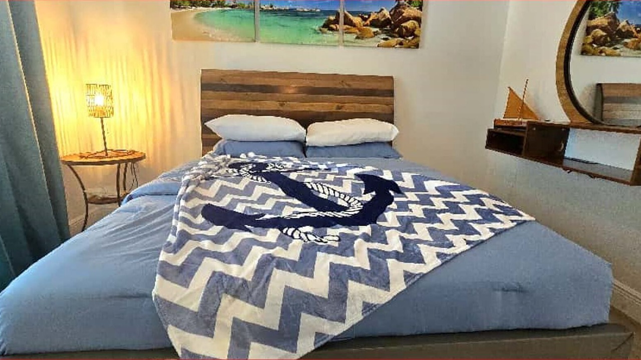Photo of Bedroom in The Lakes