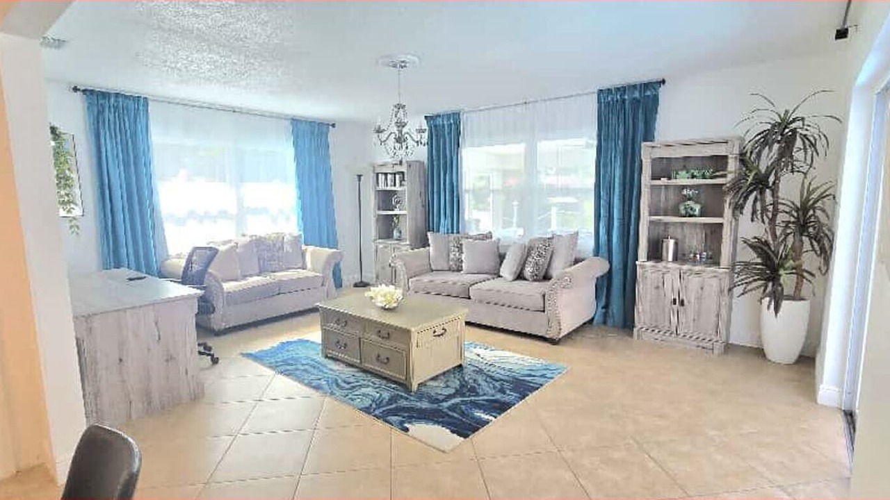 Photo of Livingroom in The Lakes