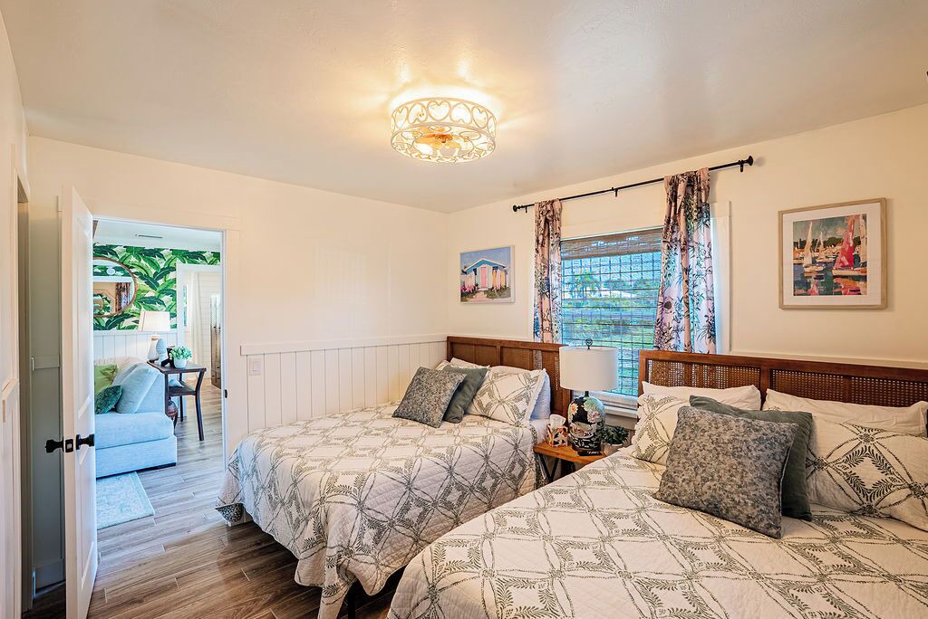 Photo of Bedroom in Bokeelia