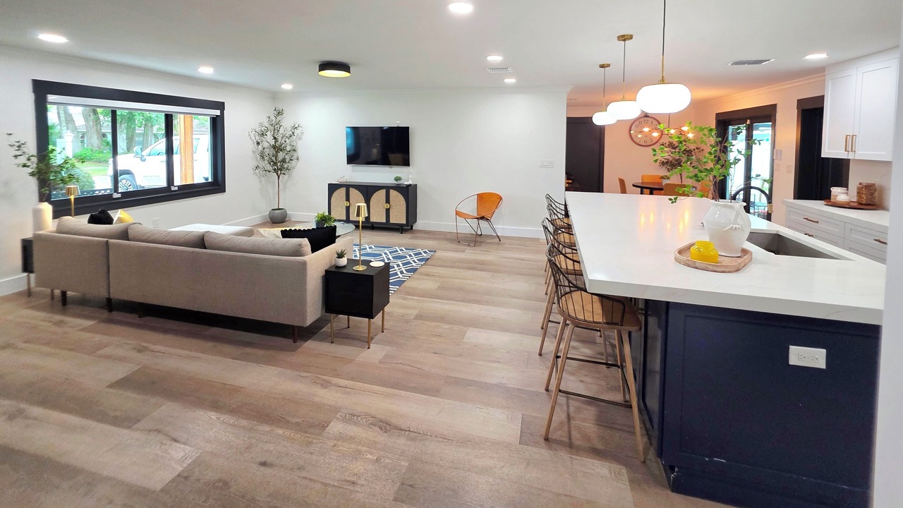 Photo of Livingroom in Carrollwood