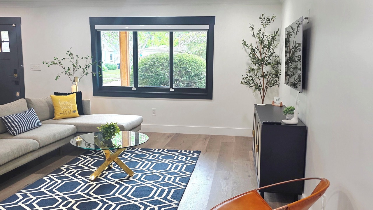 Photo of Livingroom in Carrollwood