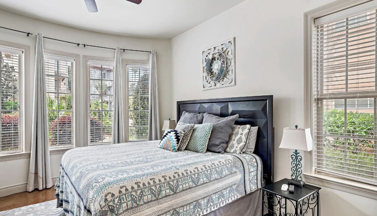 Photo of Bedroom in St. Tropez
