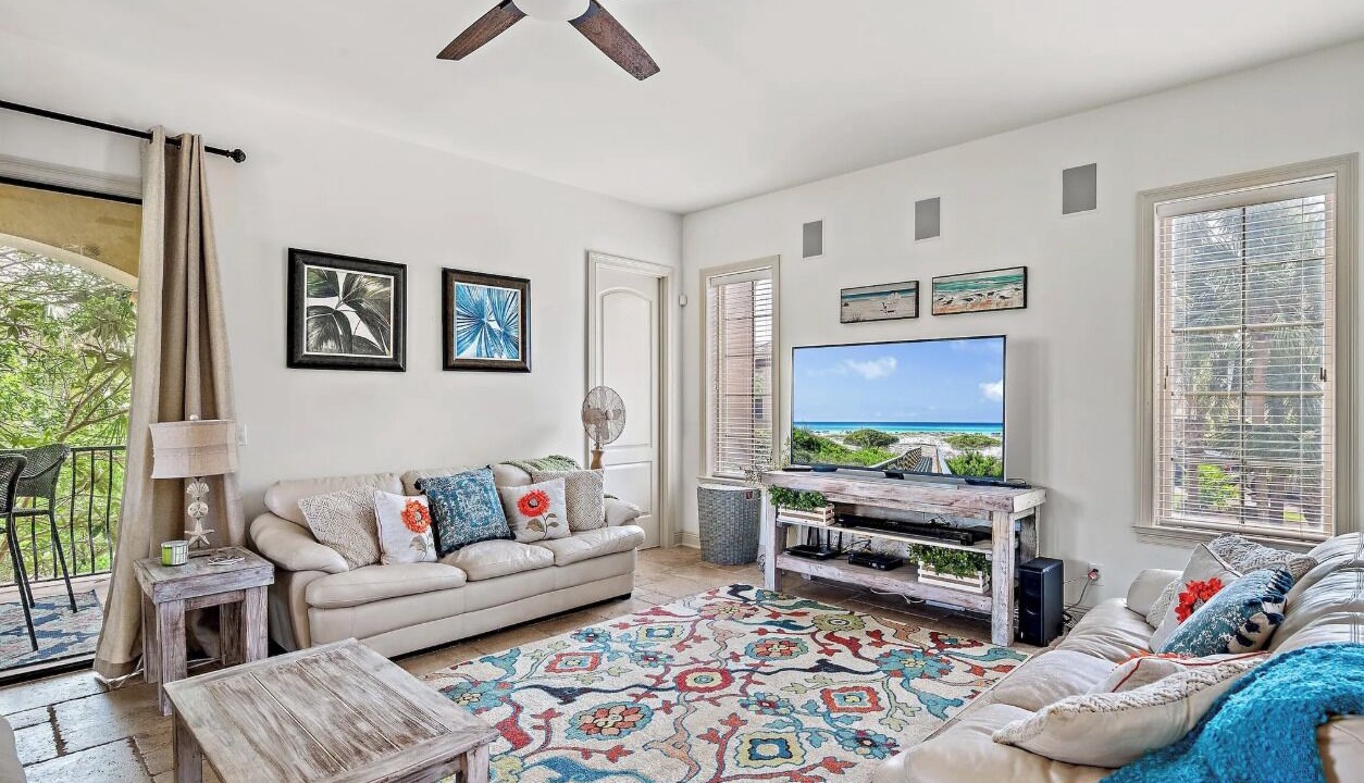 Photo of Livingroom in St. Tropez
