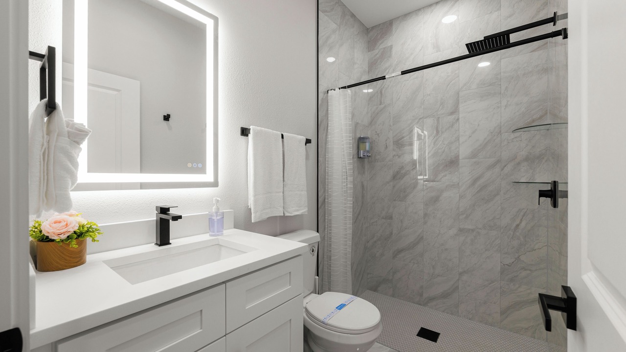 Photo of Bathroom in Brooksville