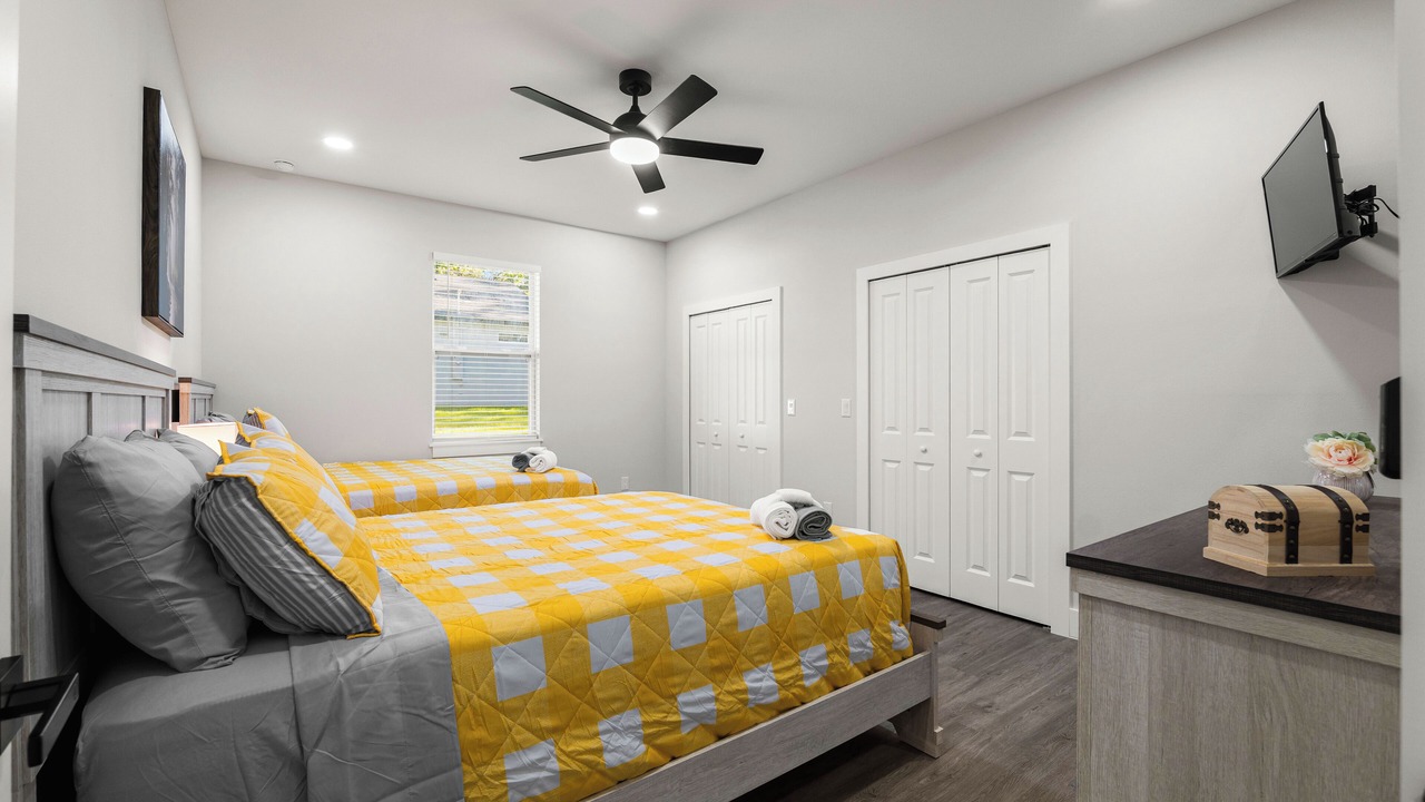Photo of Bedroom in Brooksville