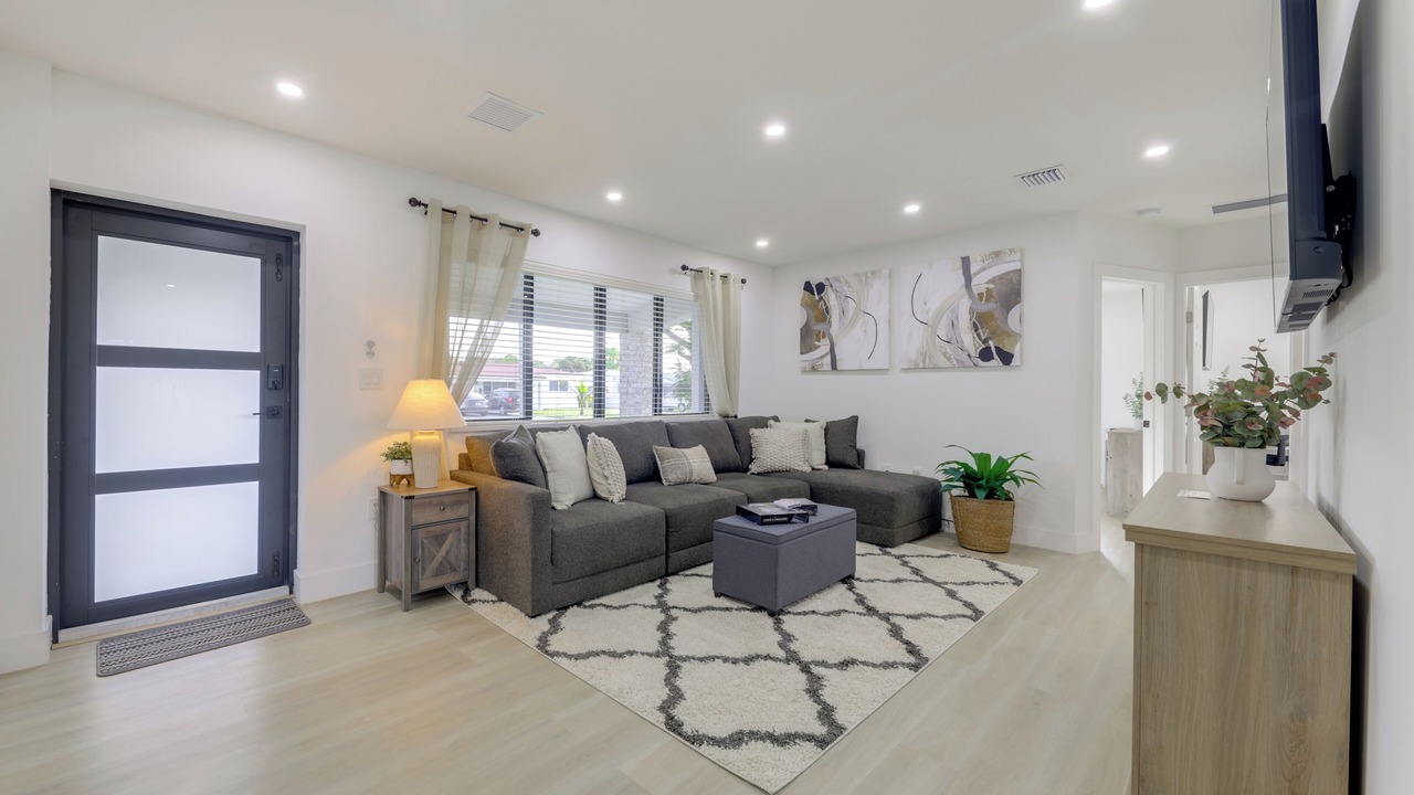 Photo of Livingroom in Miramar