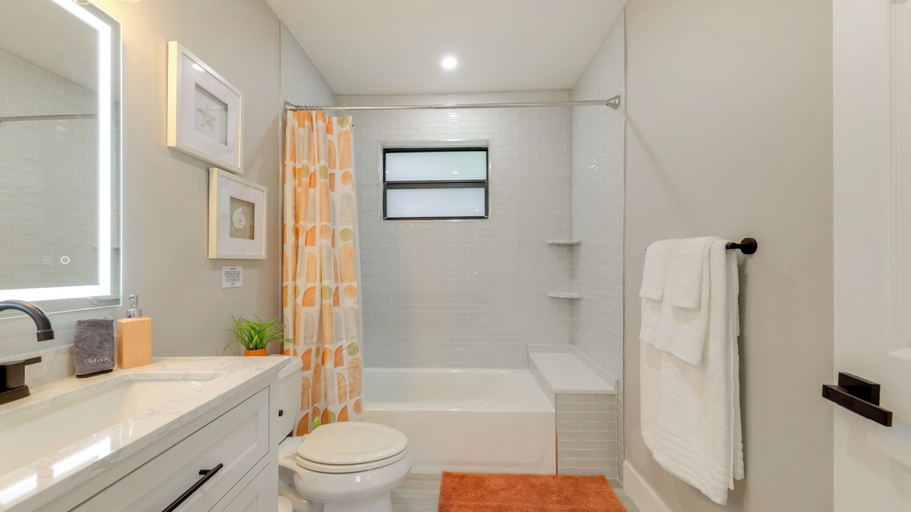 Photo of Bathroom in Miramar