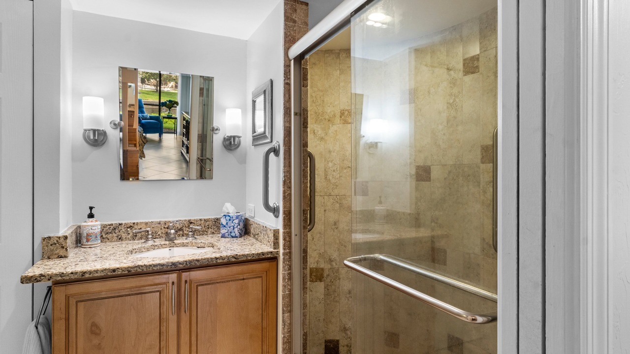 Photo of Bathroom in Pelican Bay