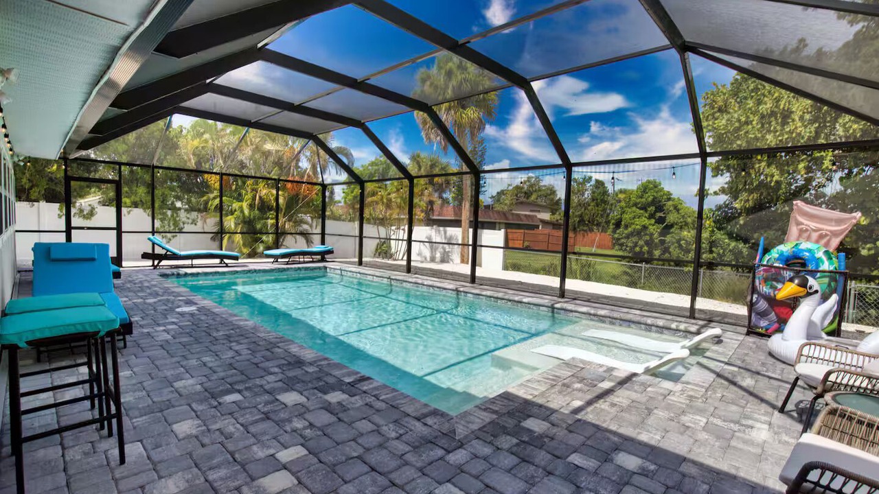 Photo of Outdoor in Gulf Gate Estates
