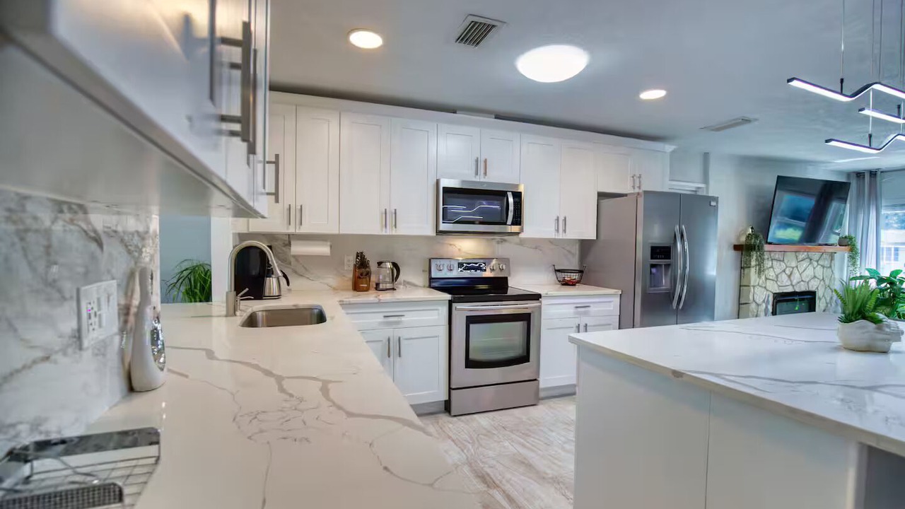 Photo of Kitchen in Gulf Gate Estates