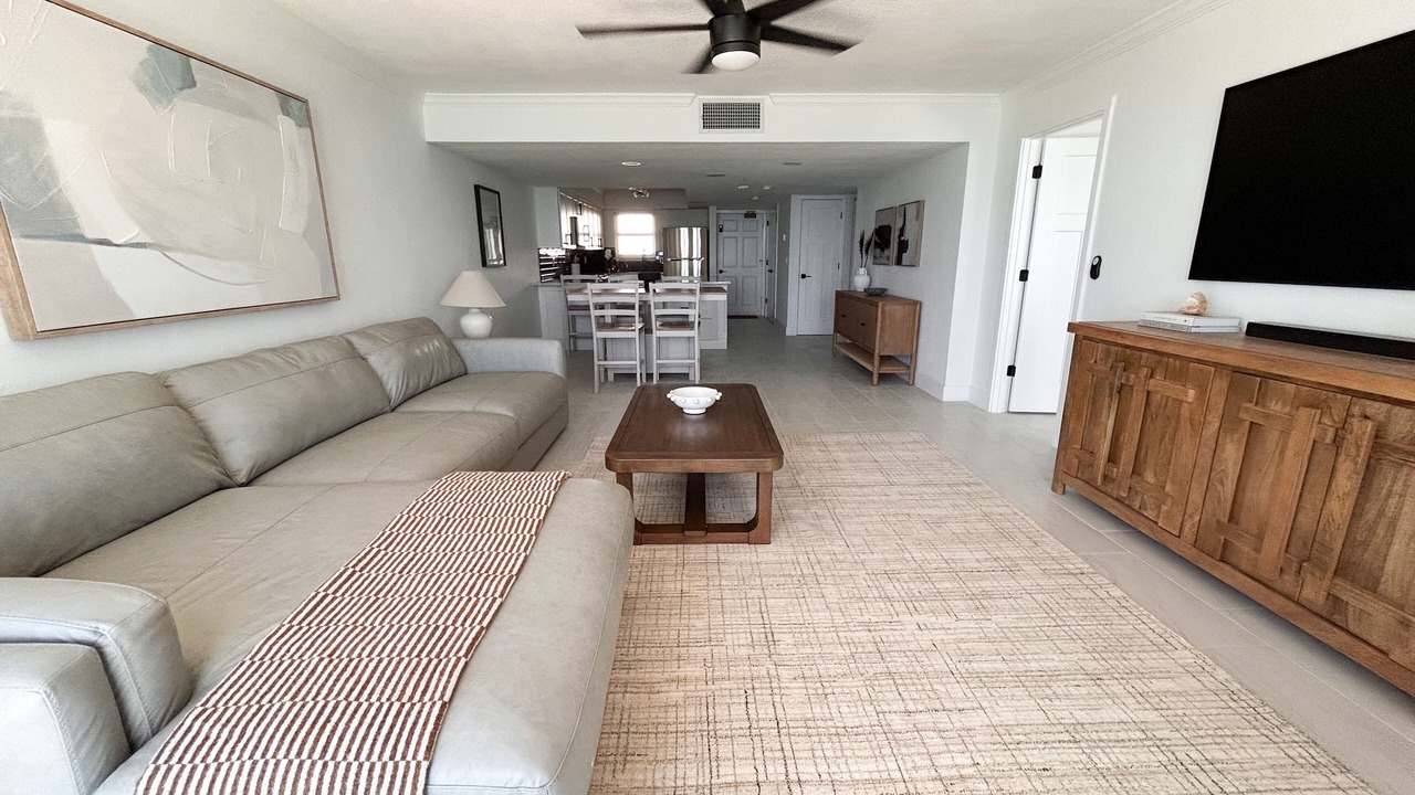 Photo of Livingroom in Ocean View Halifax Estates
