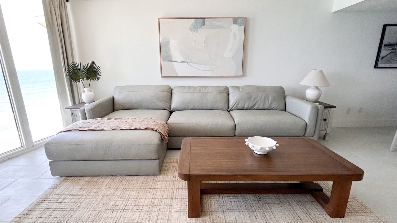 Photo of Livingroom in Ocean View Halifax Estates