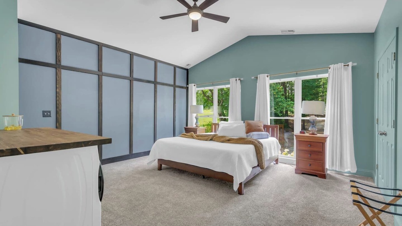Photo of Bedroom in Lyman