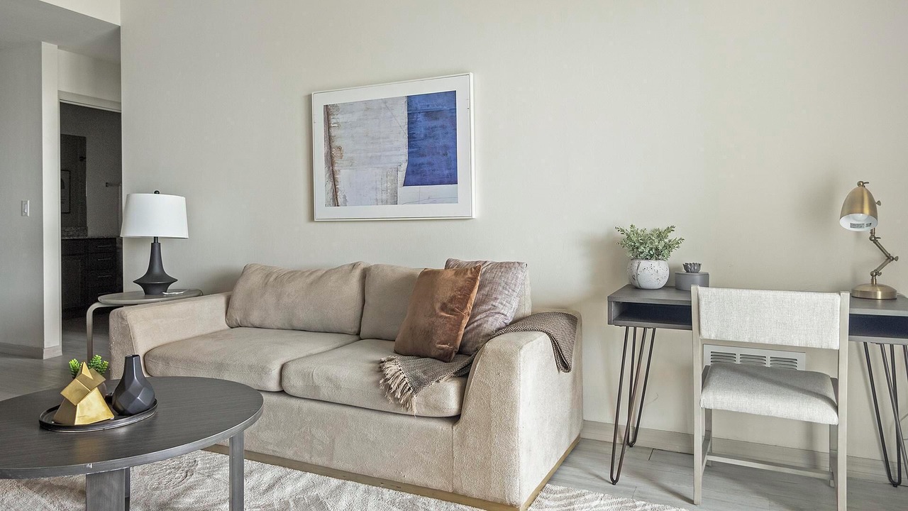 Photo of Livingroom in Eastwood Village