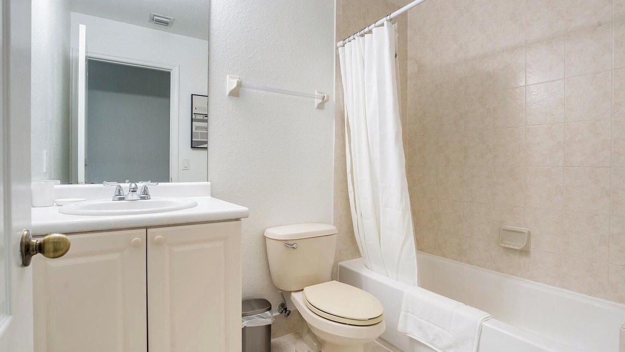 Photo of Bathroom in Homestead
