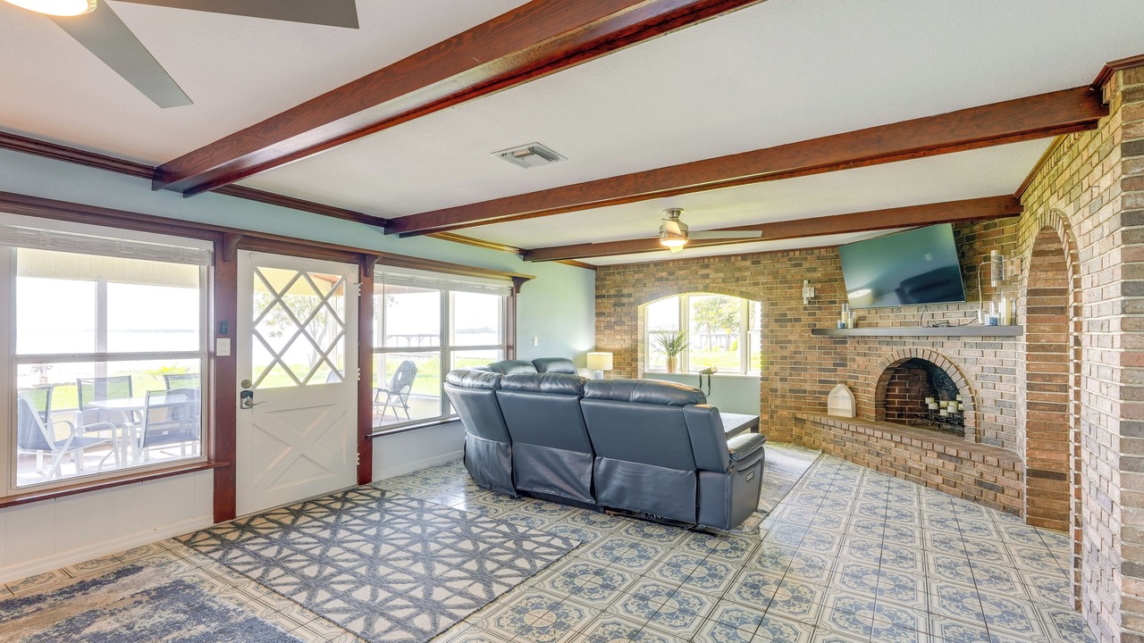Photo of Livingroom in Tavares